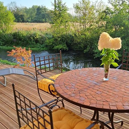 Au Bord De L'Eau Pres A13 Deauville Honfleur Rouen Saint-Philbert-sur-Risle 外观 照片